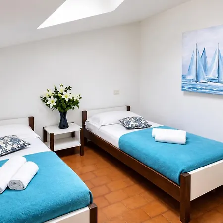 Villa Azzurro Private